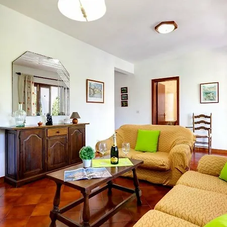 Villa Rocas
